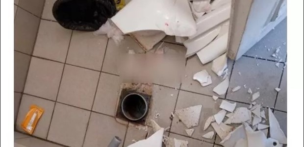 Έσπασε η τουαλέτα του ΟΣΕ και κατέληξε στο νοσοκομείο